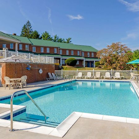 Quality Inn Waynesboro - Skyline Drive Exterior foto
