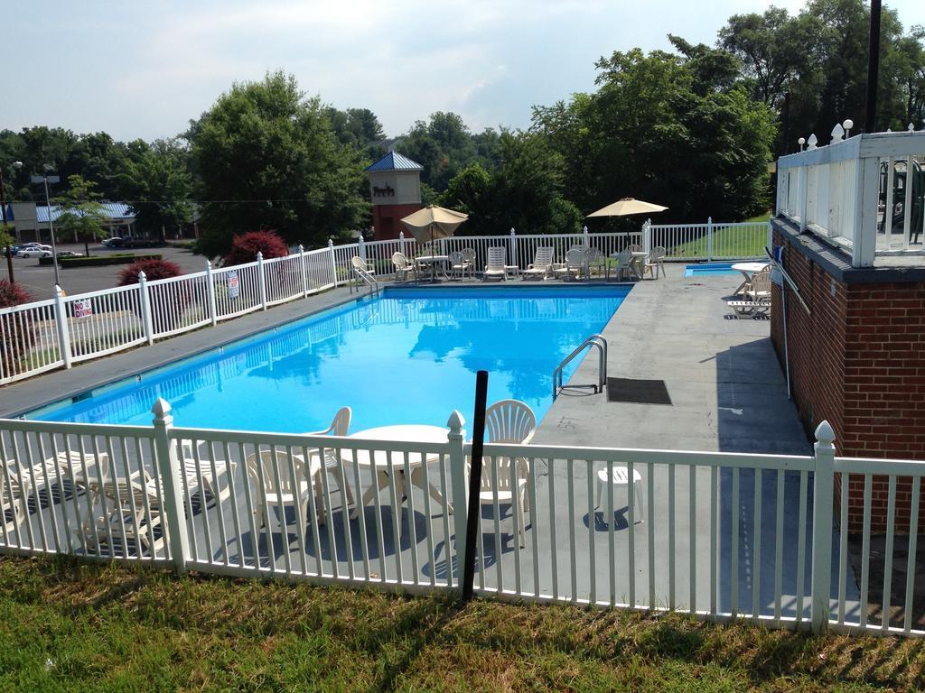 Quality Inn Waynesboro - Skyline Drive Exterior foto
